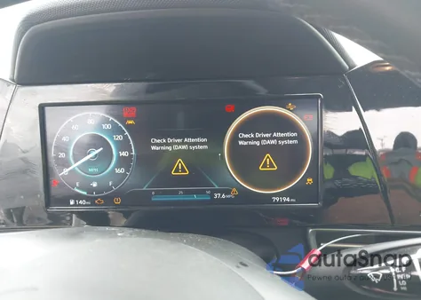 2021 Hyundai Elantra Sel z USA, uszkodzony, nr VIN 5NPLN4AG2MH017506